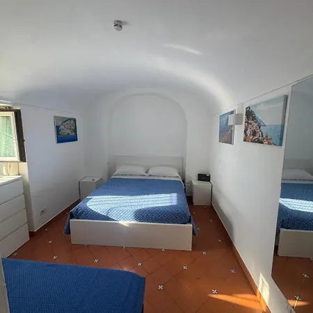 아파트 Cozy On Street Level *