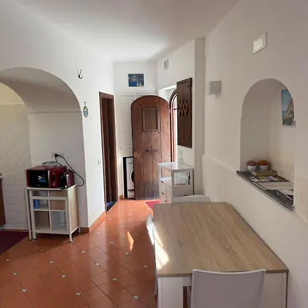 Cozy On Street Level