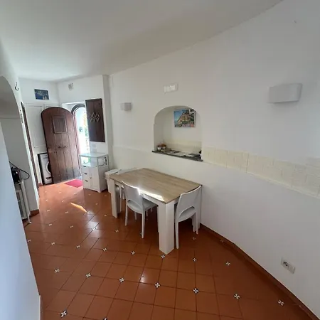 아파트 Cozy On Street Level 포지타노